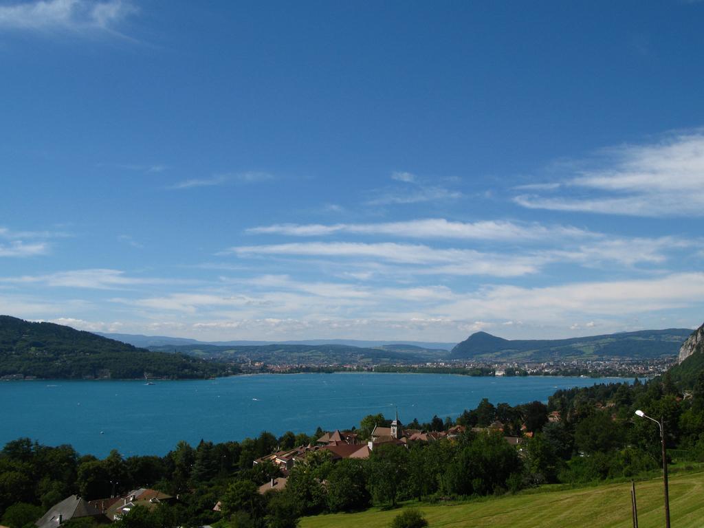 Le Clos Du Lac - Location De Chambres Veyrier-du-Lac Exteriör bild