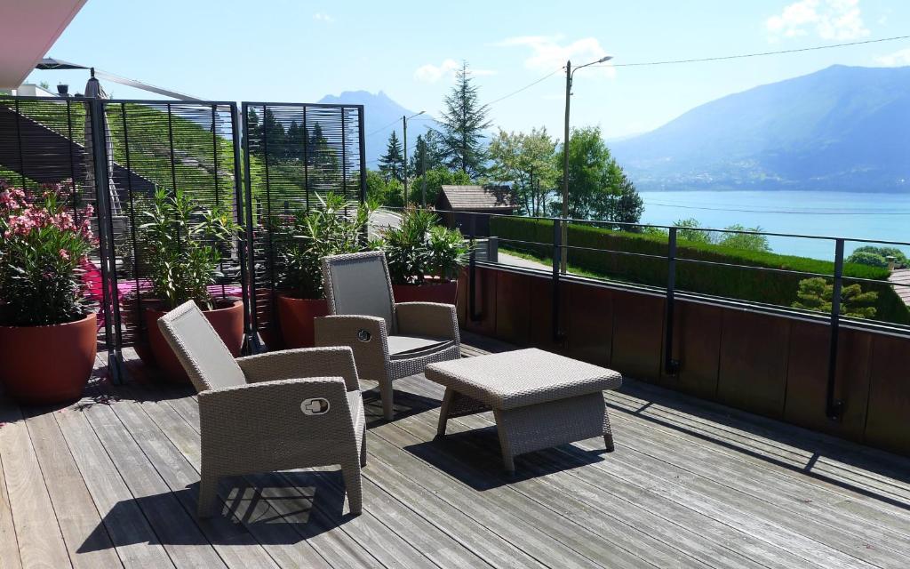 Le Clos Du Lac - Location De Chambres Veyrier-du-Lac Exteriör bild
